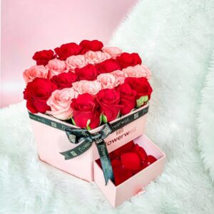 Hexagonal Beauty Roses - Flowerwali